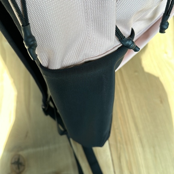 Backpack (Inbound Pack) in Misty Rose - Picture 7 of 8